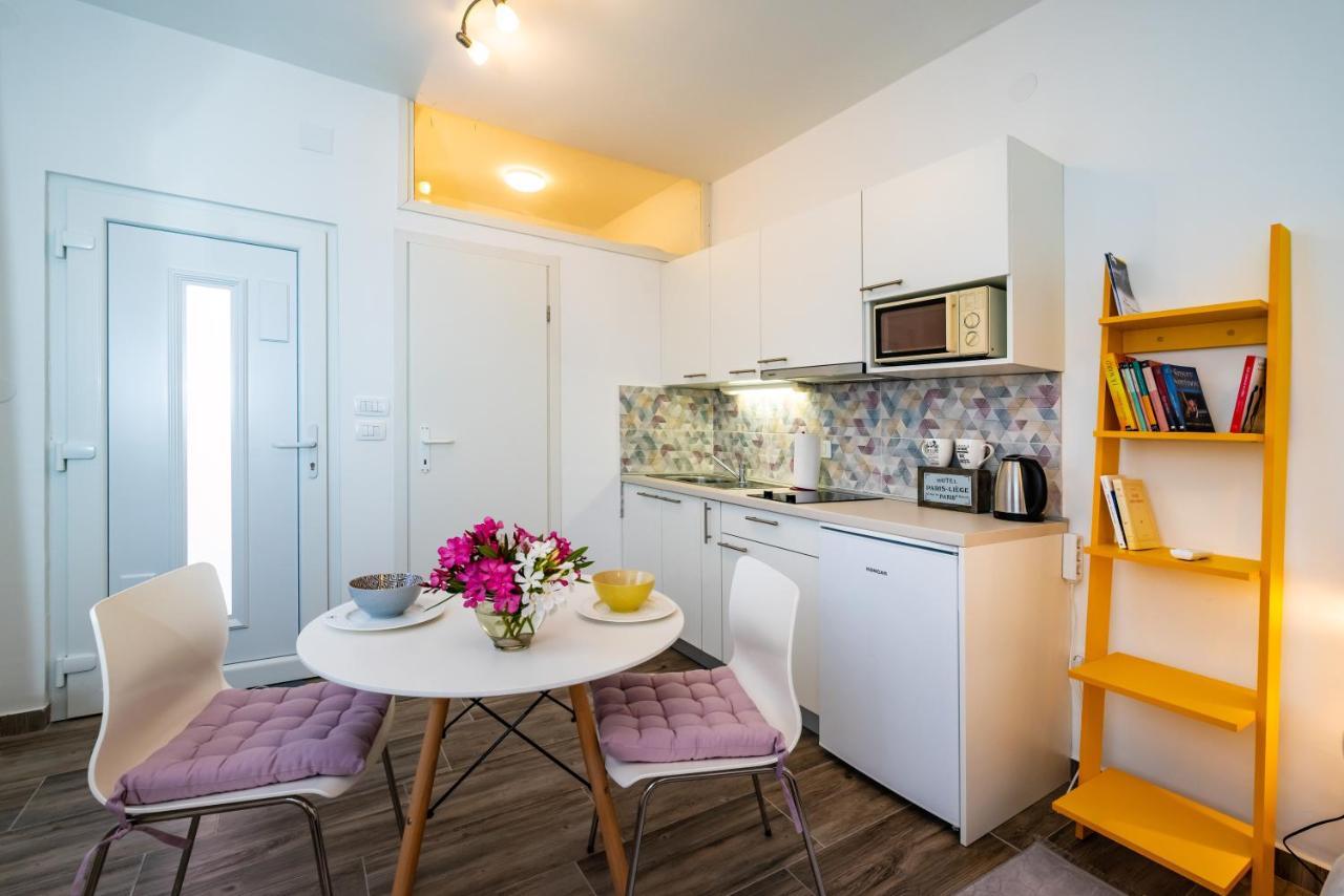 Studio Apartment Gina Zadar Exterior photo